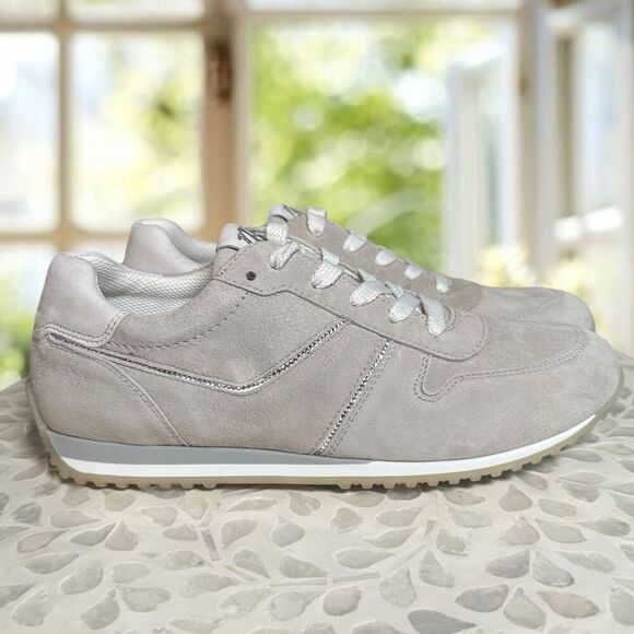 Paul Green $455 Tanner Leather Suede Rhinestone Sneaker Size 5.5 AU 8 US - Picture 3 of 16